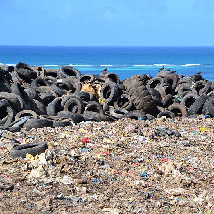 Enlarged view: Landfill on the Seychelles